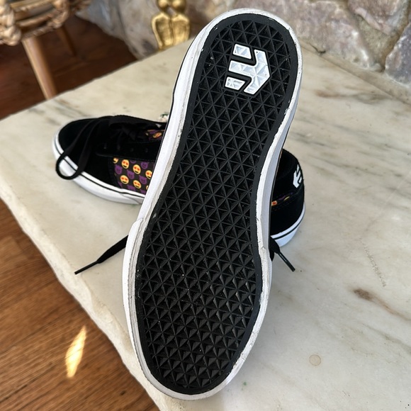 🆕 NWT ETNIES Calli-Vulc Sneakers - Picture 5 of 7